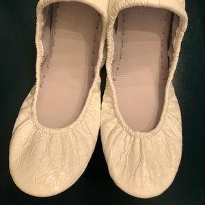 White diamond Tieks size 9. Never worn!